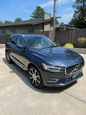 Photo 2 of 14 of 2019 Volvo XC60 T6 Inscription