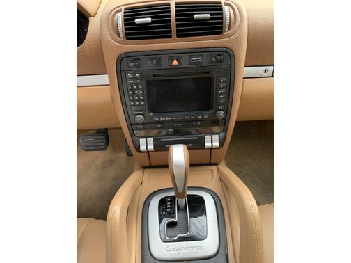 Photo 1 of 7 of 2008 Porsche Cayenne Base