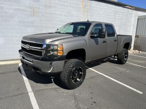 Photo 1 of 14 of 2008 Chevrolet Silverado 2500 LT1 H/D Crew Cab