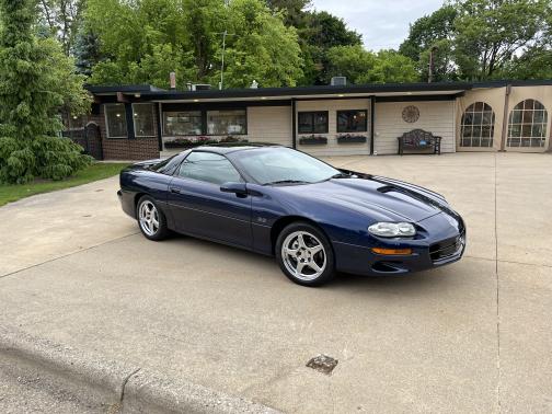 Photo 4 of 22 of 2002 Chevrolet Camaro Z28