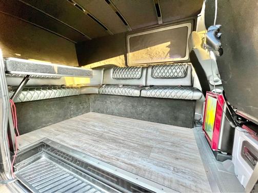 Photo 5 of 8 of 2015 Mercedes-Benz Sprinter Normal Roof