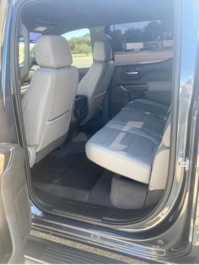 Photo 3 of 9 of 2021 Chevrolet Silverado 1500 RST