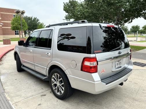 Photo 5 of 20 of 2015 Ford Expedition XLT