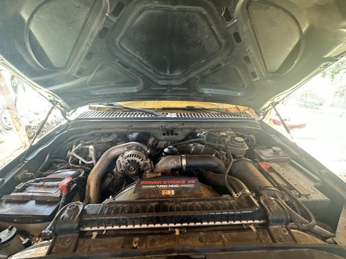 Photo 2 of 11 of 2005 Ford Excursion Eddie Bauer