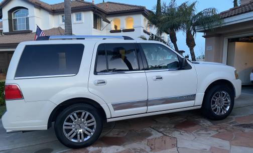 Photo 4 of 20 of 2008 Lincoln Navigator Base