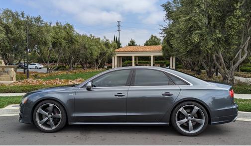 Photo 1 of 24 of 2016 Audi S8 4.0T