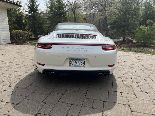 Photo 4 of 18 of 2017 Porsche 911 Carrera 4S