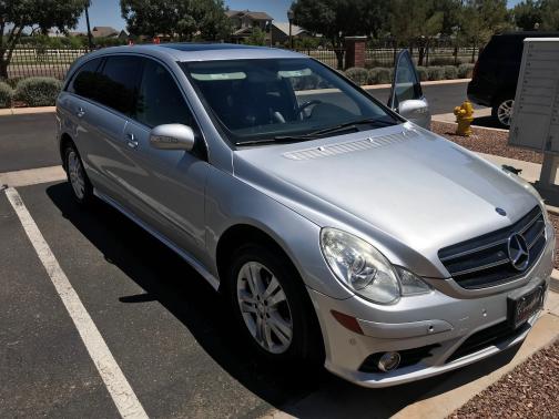 Photo 2 of 18 of 2009 Mercedes-Benz R-Class R 350 4MATIC