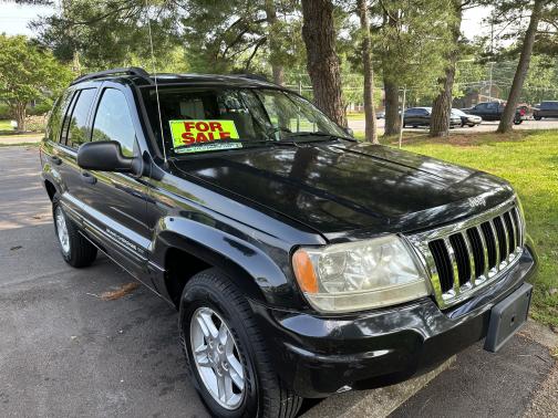 Photo 3 of 12 of 2004 Jeep Grand Cherokee Laredo
