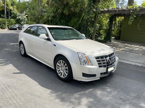 Photo 1 of 17 of 2012 Cadillac CTS Luxury