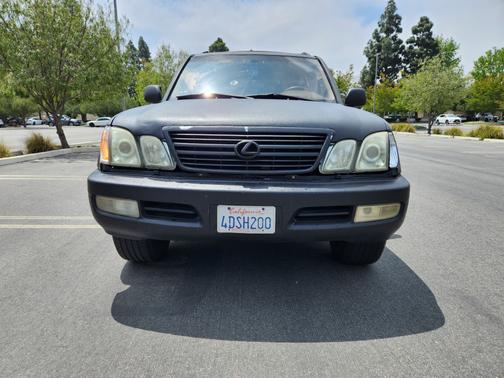 Photo 2 of 20 of 1998 Lexus LX 470 Base