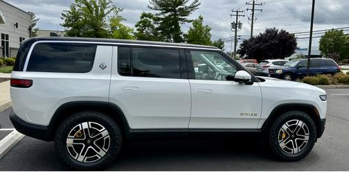 Photo 1 of 9 of 2023 Rivian R1S Adventure Package