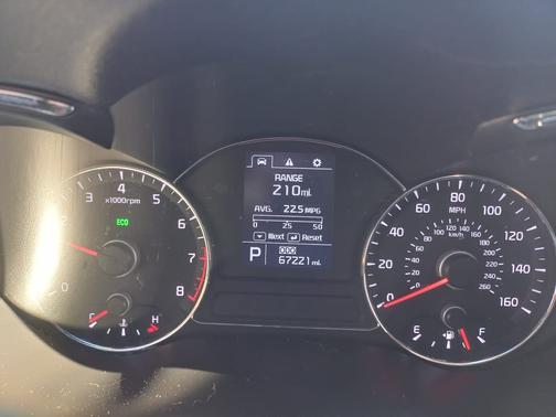 Photo 1 of 10 of 2016 Kia Forte Koup SX