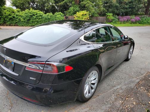 Photo 1 of 14 of 2016 Tesla Model S 90D