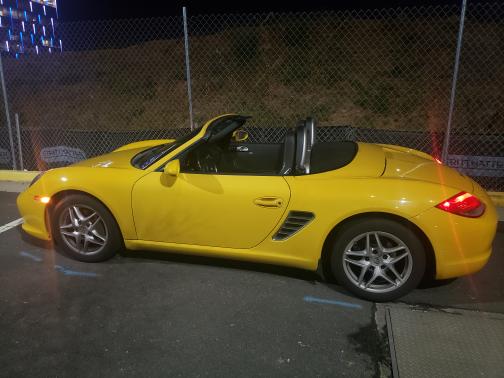 Photo 4 of 5 of 2011 Porsche Boxster Base