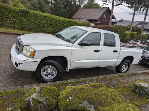 Photo 3 of 11 of 2007 Dodge Dakota ST Quad Cab