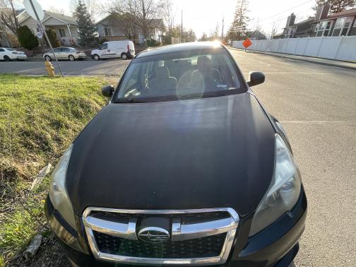 Photo 5 of 5 of 2014 Subaru Legacy 2.5i Premium