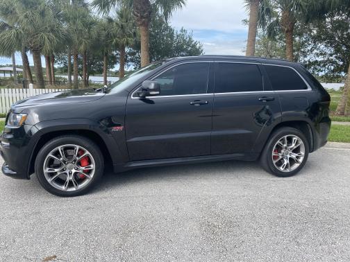 Photo 2 of 2 of 2012 Jeep Grand Cherokee SRT8