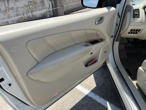 Photo 4 of 11 of 2011 Nissan Murano CrossCabriolet Base