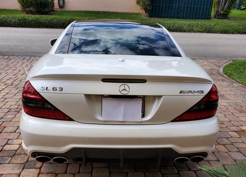Photo 1 of 16 of 2009 Mercedes-Benz SL-Class SL63 AMG Roadster