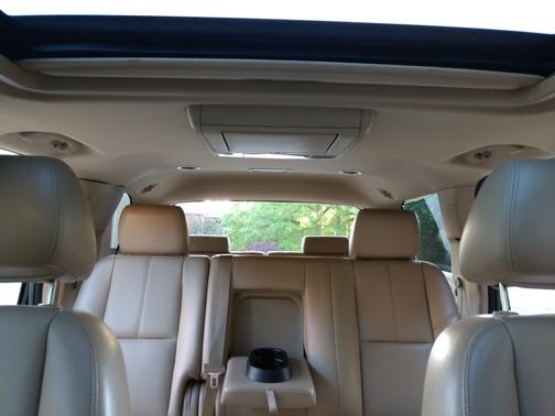 Photo 5 of 10 of 2013 Chevrolet Tahoe LT