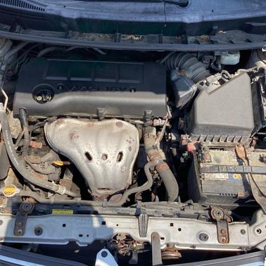 Photo 5 of 12 of 2009 Pontiac Vibe Base