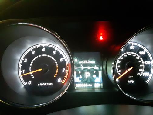 Photo 4 of 7 of 2019 Mitsubishi Outlander Sport 2.0 SE
