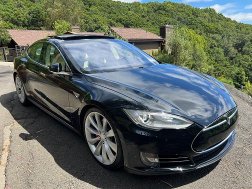 Photo 1 of 11 of 2013 Tesla Model S Performance