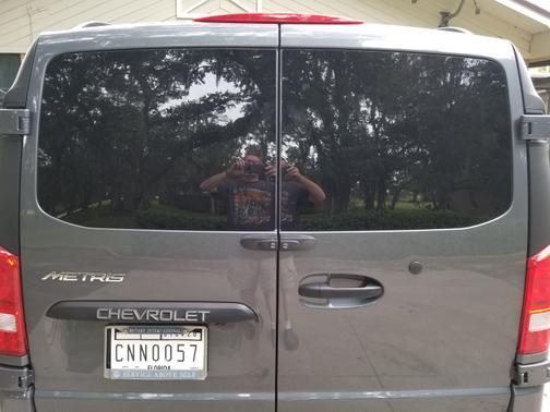 Photo 2 of 12 of 2018 Mercedes-Benz Metris Base