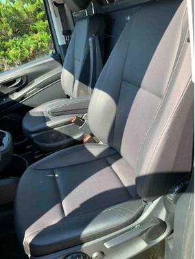Photo 5 of 12 of 2018 Mercedes-Benz Metris Base