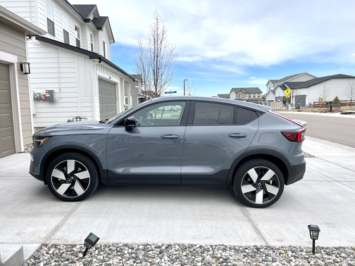 Photo 1 of 6 of 2023 Volvo C40 Recharge Pure Electric Twin Ultimate