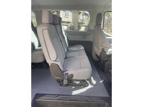 Photo 2 of 16 of 2015 Ford Transit-350 XL