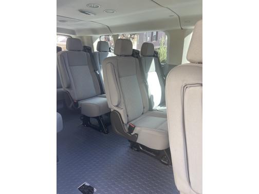 Photo 3 of 16 of 2015 Ford Transit-350 XL