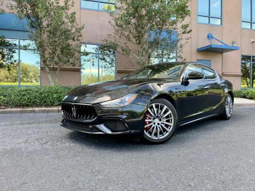 Photo 1 of 19 of 2022 Maserati Ghibli Modena