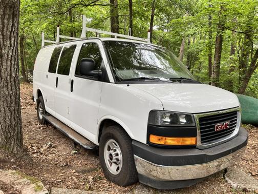 Photo 3 of 10 of 2018 GMC Savana 2500 Work Van