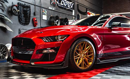 Photo 1 of 30 of 2020 Ford Shelby GT500 Base