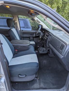 Photo 4 of 14 of 2005 Dodge Ram 2500 Laramie Quad Cab