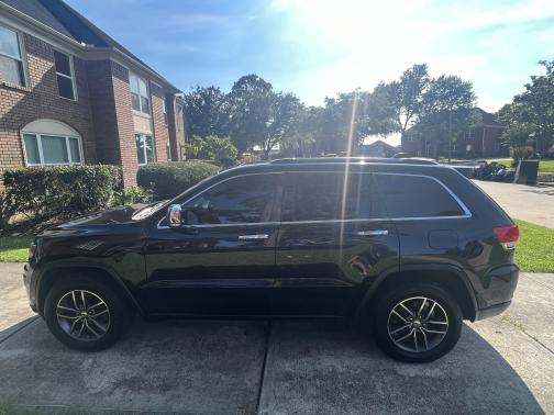 Photo 5 of 5 of 2018 Jeep Grand Cherokee Limited
