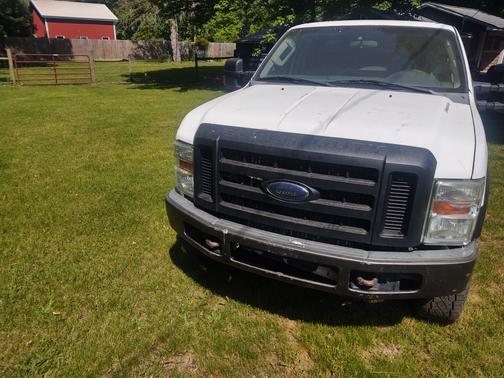 Photo 2 of 12 of 2008 Ford F-250 XL SuperCab Super Duty