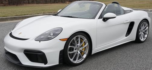 Photo 1 of 9 of 2022 Porsche 718 Spyder Base