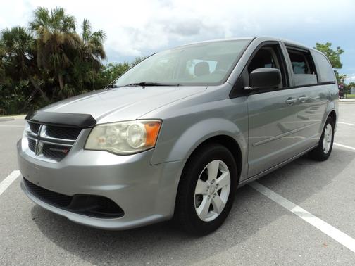 Photo 1 of 30 of 2013 Dodge Grand Caravan SE