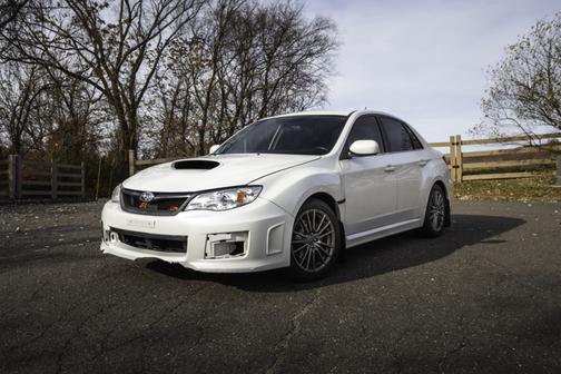 Photo 1 of 4 of 2013 Subaru Impreza WRX Base