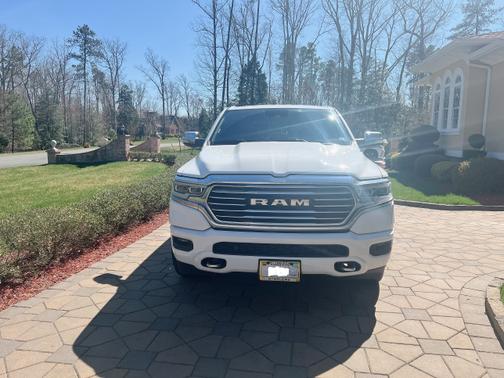 Photo 1 of 9 of 2021 RAM 1500 Longhorn
