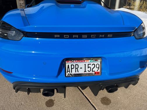 Photo 2 of 15 of 2022 Porsche 718 Spyder Base