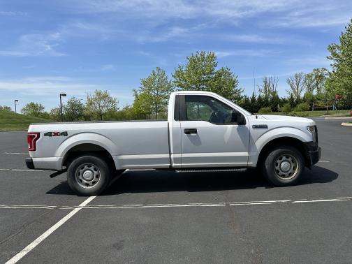 Photo 1 of 10 of 2017 Ford F-150 XL