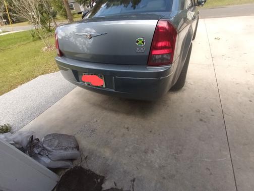 Photo 1 of 8 of 2006 Chrysler 300 Touring