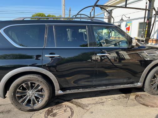 Photo 3 of 19 of 2017 Nissan Armada Platinum