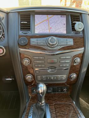 Photo 5 of 19 of 2017 Nissan Armada Platinum
