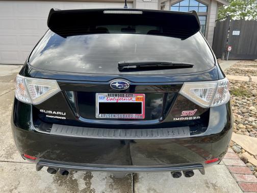 Photo 2 of 16 of 2011 Subaru Impreza WRX STi Base