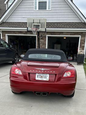 Photo 3 of 10 of 2005 Chrysler Crossfire Limited